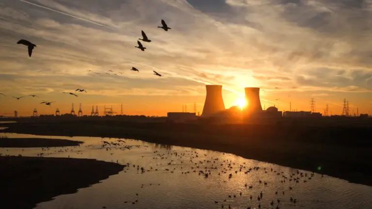 Centrale nucleare di Doel, Belgio, 25 settembre 2026 (foto Ansa)