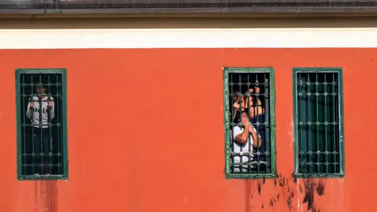 «Non chiamateli fascicoli, sono ragazzi»