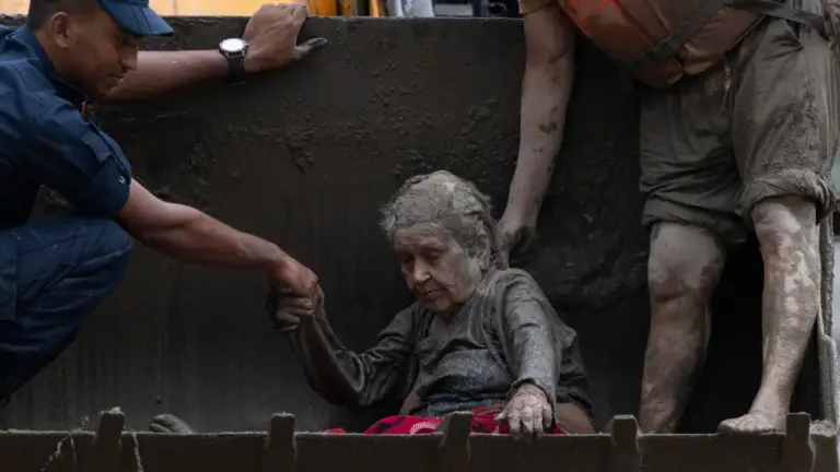 La doppia catastrofe in Nepal, dove la realt&agrave; ha perso contro l&rsquo;Ai