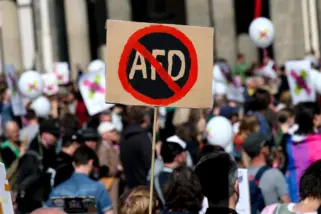Perché anche i paesi ricchi svoltano a destra ignorando i tuoni delle élite