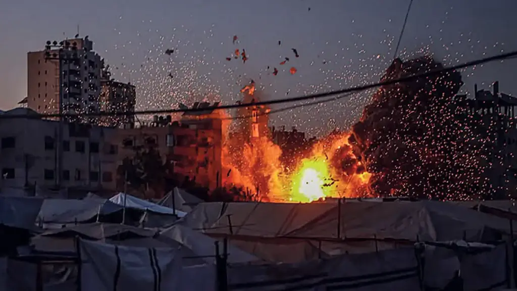 bombe israeliane su una moschea a Yarmouk, 29 luglio