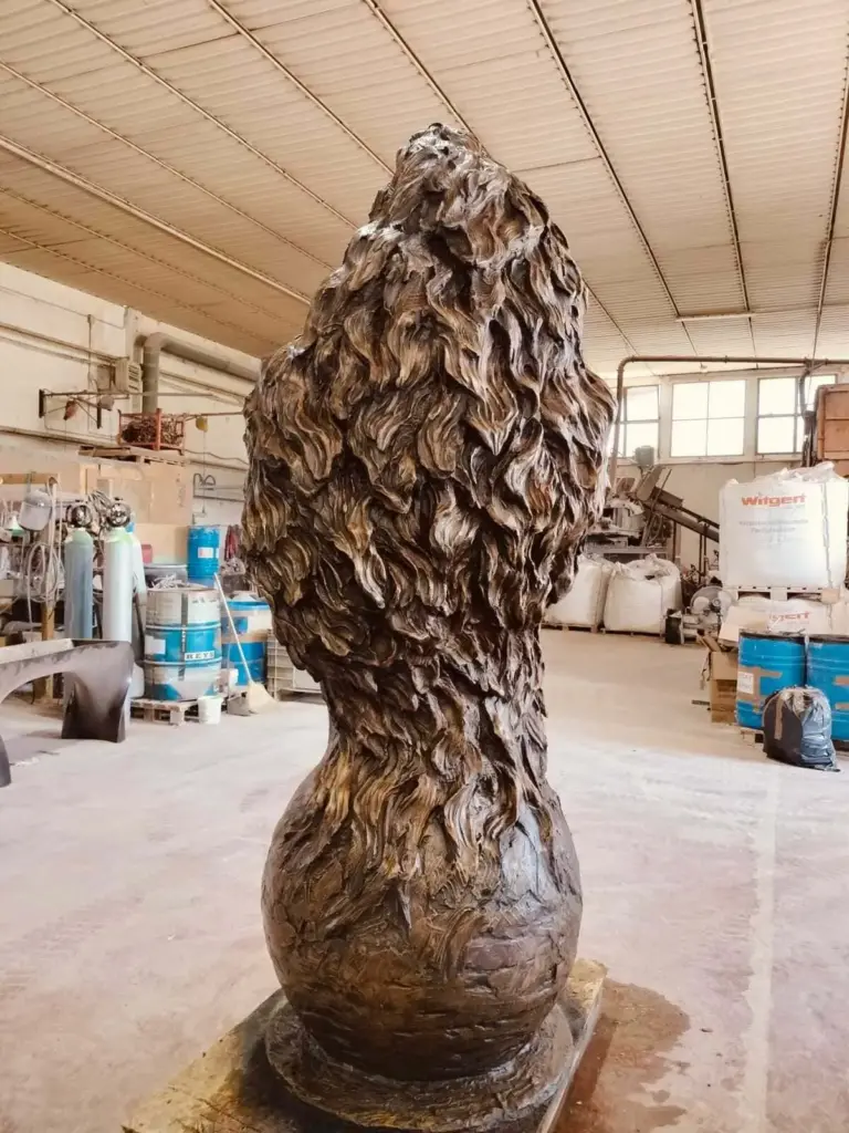 La scultura "Nacque al mondo un sole" di Elena Mutinelli approderà a Lampedusa nel mese di novembre